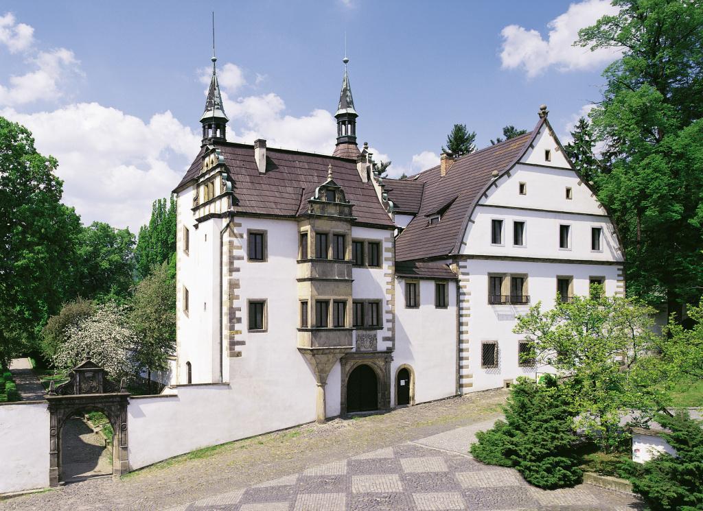 Schloss Benešov nad Ploučnicí