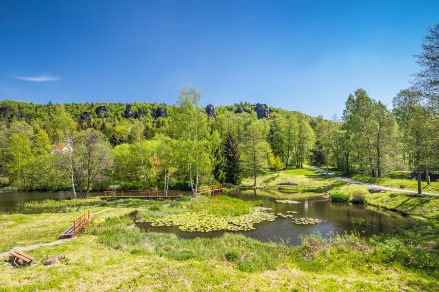 Wellness Hotel Ostrov - Außengelände