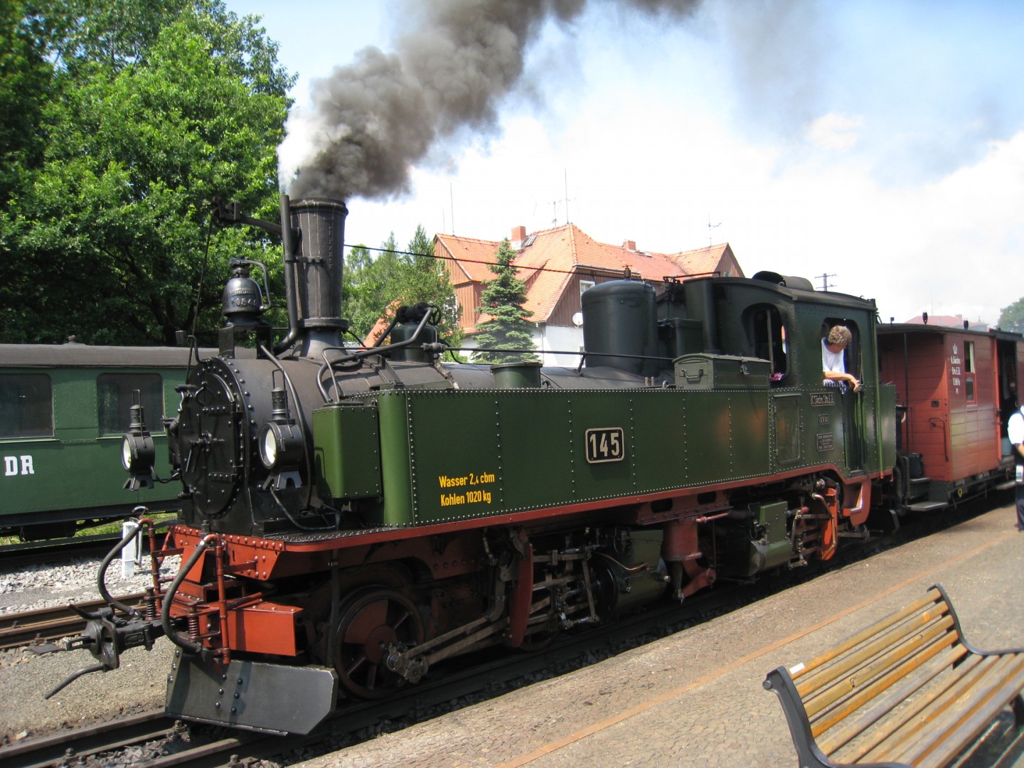 Mit dem Dampfzug zur Felsenburg 