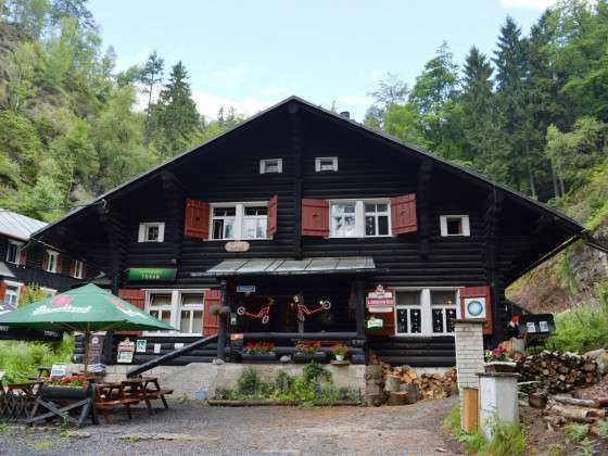 Pension und Berghütte „Tokáň“ - Gebäude