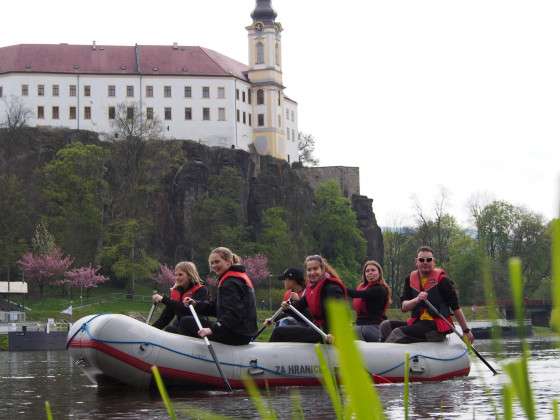 Boat tour on the Elbe river combined with a cycling 