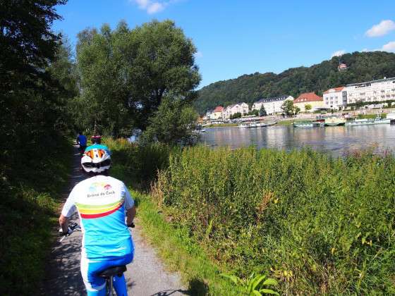 Bycicle tour Bohemian Saxon Switzerland along the Elbe river to Bad Schandau 