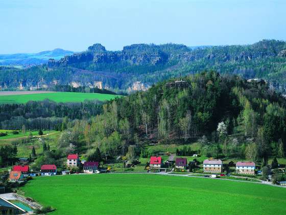 Výhled z Zirkelsteinu na Kaiserkrone