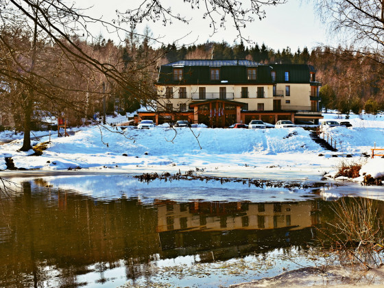 Hotel Ostrov (foto: Rostislav Křivánek)