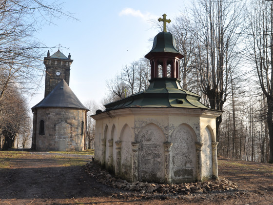 Křížová hora - kaple Božího hrobu a sv. Kříže (foto: Ivo Šafus)