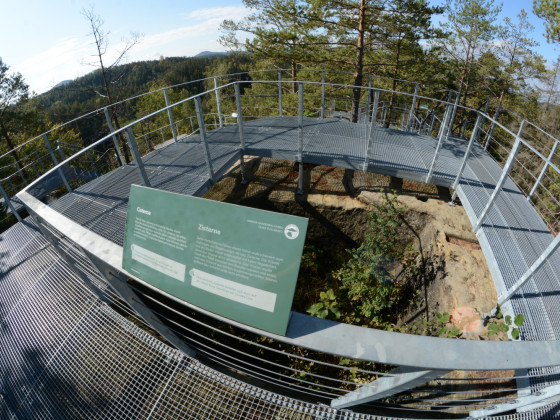 Skalní hrad Falkenštejn (foto: Ivo Šafus)