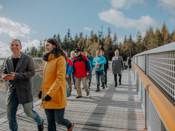 Nová turistická lávka přes Stožecké sedlo (foto: Pavlína Pražáková)