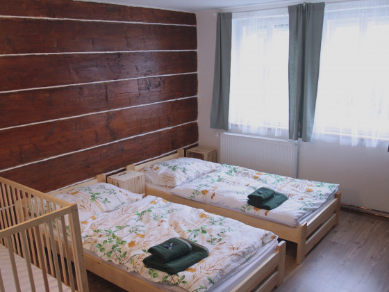 Chaloupka Stará škola na Mezné