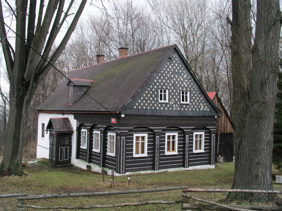 Podstávkové domy na Studánce