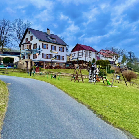 Resort Mezná, všechny budovy