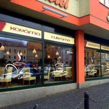 Café „Lužánek“  - Außenansicht
