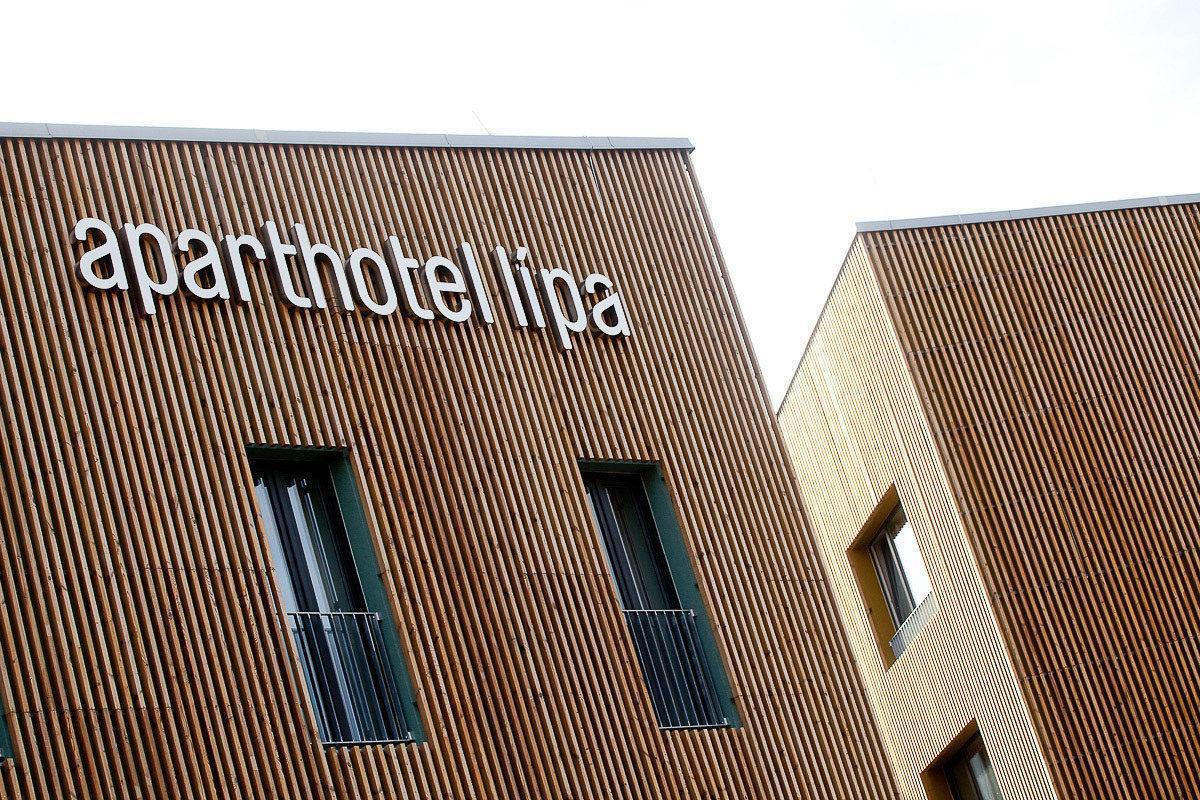 Aparthotel Lípa - Namenszug