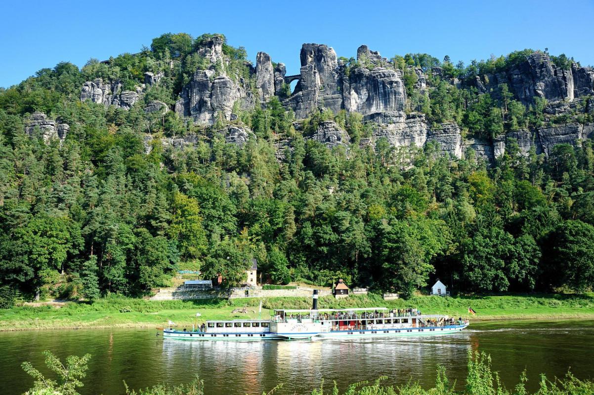 Raddampfer unterhalb der Bastei - Foto J. Laštůvka