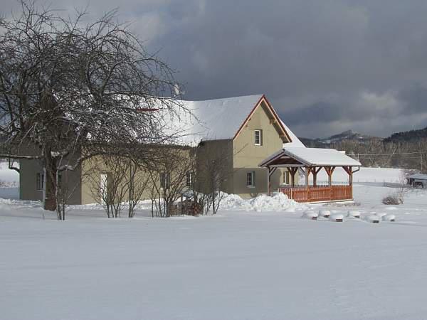 Apartments Filipov - im Winter