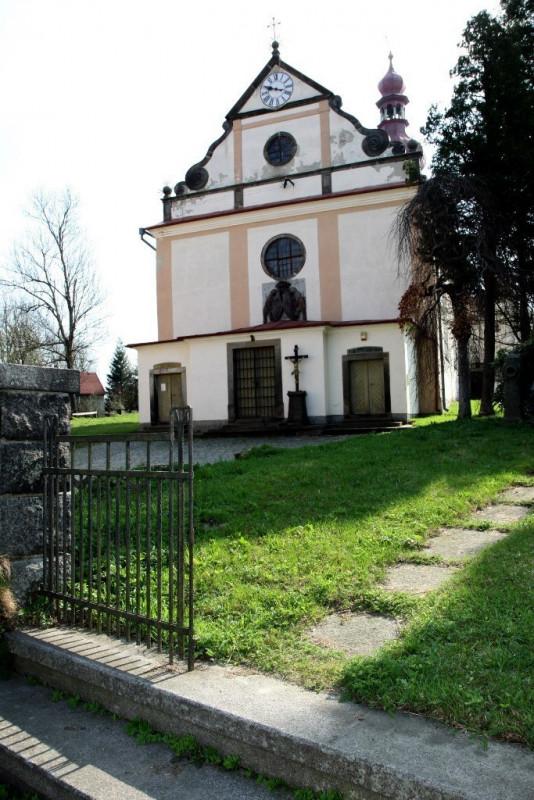 Lipová u Šluknova - kostel sv. Šimona a Judy - foto K. Mrkusová