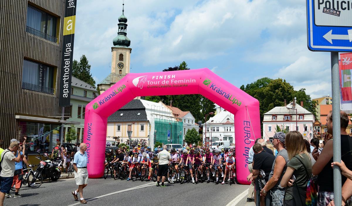 Tour de Feminin start