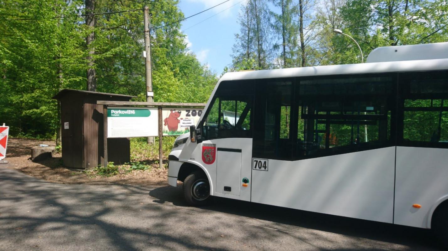 Minibus na lince ZOO - zámek