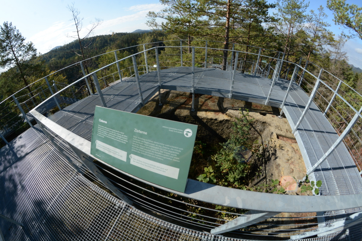 Skalní hrad Falkenštejn (foto: Ivo Šafus)