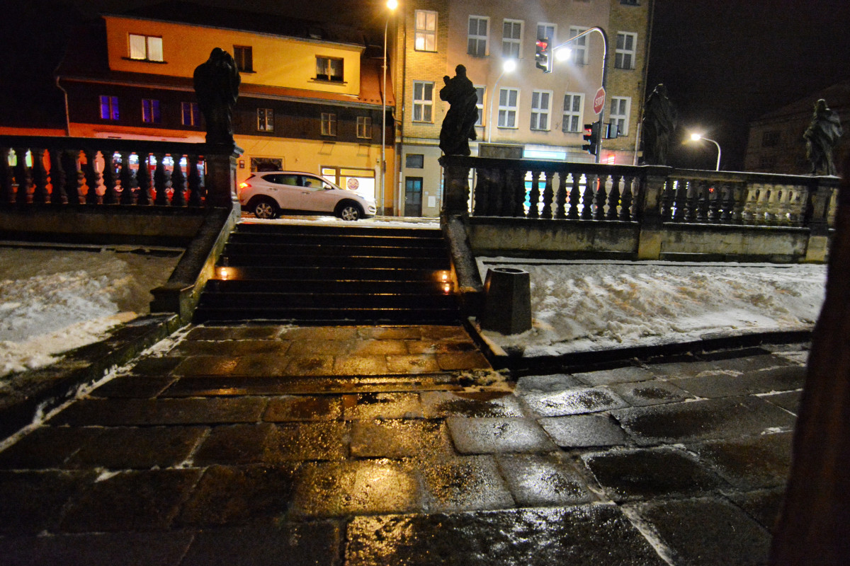 Loreta Rumburk - schodiště při noční prohlídce (foto: Ivo Šafus)