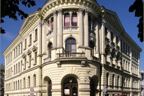 budova zdravotnické školy