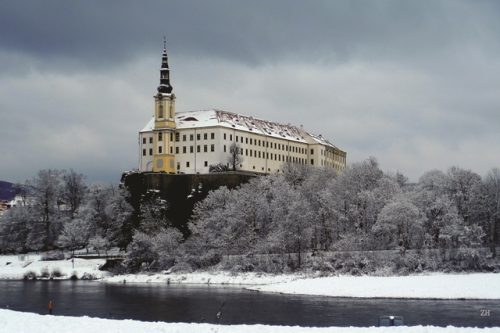 zámek Děčín v zimě