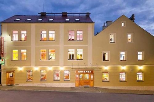 Wellness Hotel Kocanda pohled v noci