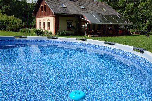 Apartmány Chřibská zahrada s bazénem