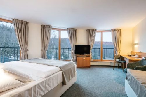 Výhled z pokoje Hotelu Ostrov