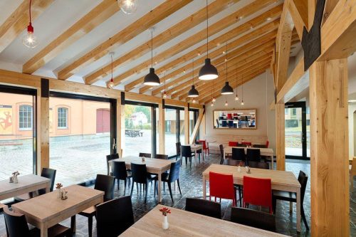 Restaurace Lípa v Krásné Lípě terasa